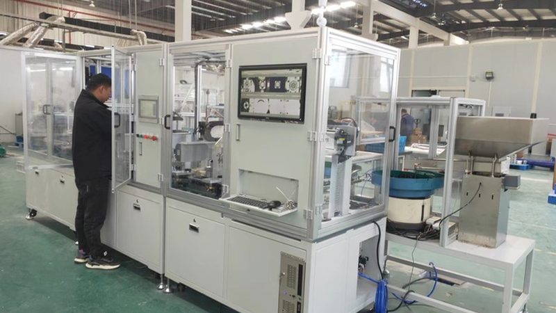 揭秘进口焊接机器人品牌对比：技术解析与选购要点