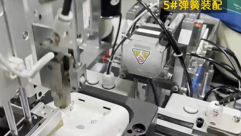 喷涂机器人加盟代理：揭秘行业趋势与选型要点